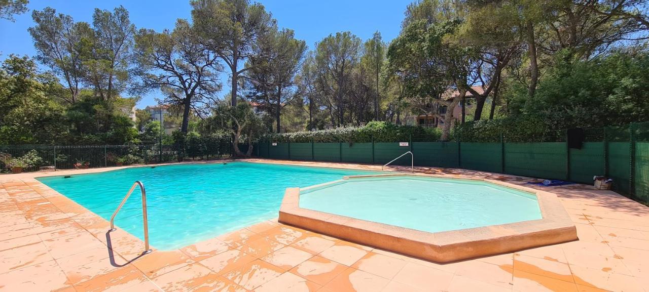 Apartament Le Calypso Saint Aygulf Zewnętrze zdjęcie